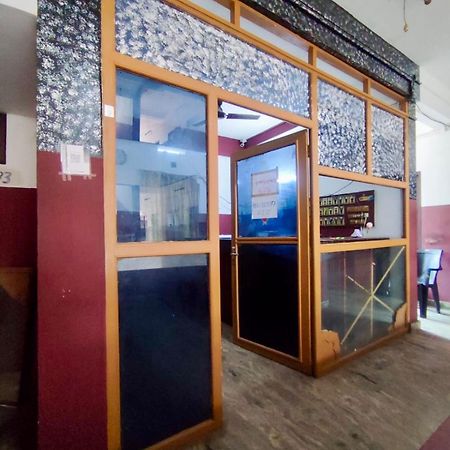 Omega Tourist Home Thrissur Eksteriør bilde