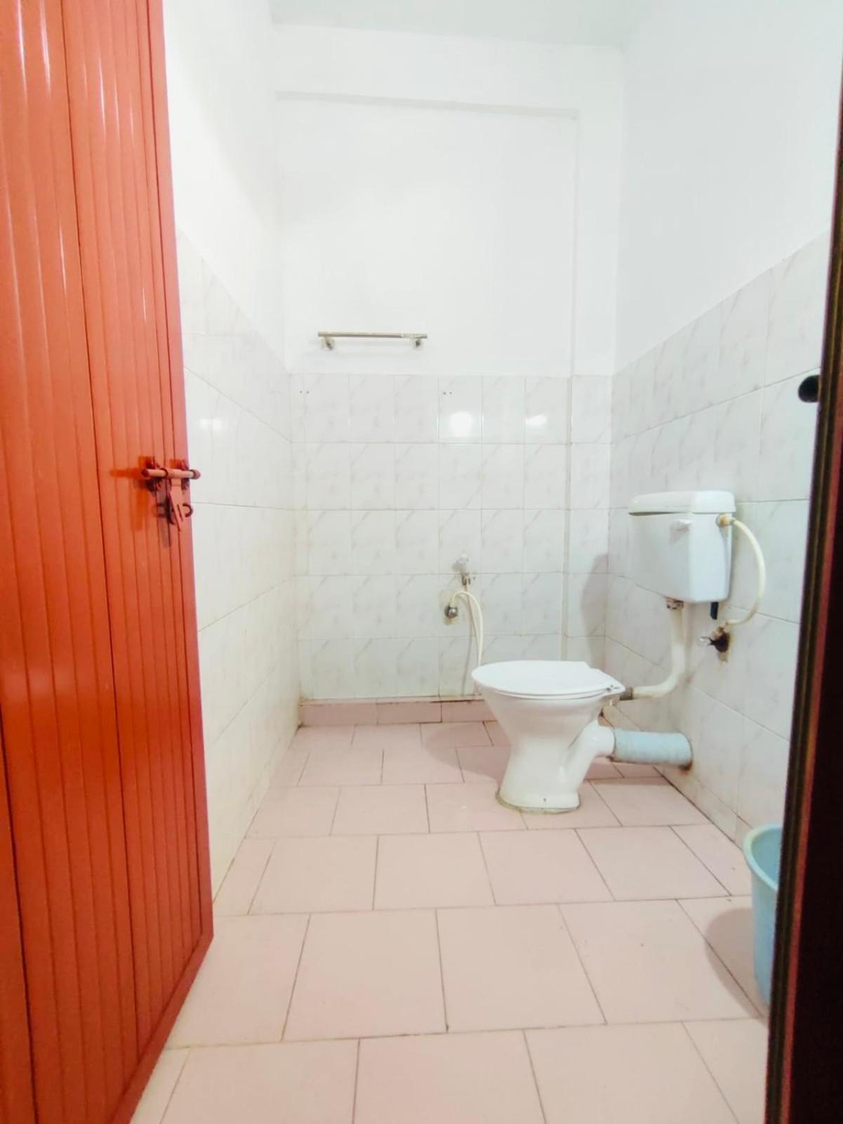 Omega Tourist Home Thrissur Eksteriør bilde